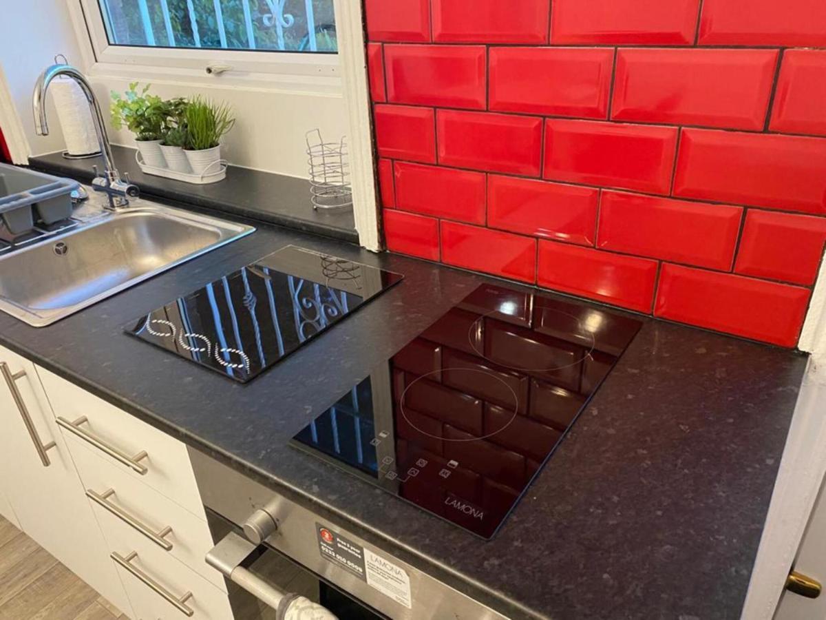 St Pauls Rd - Townhouse Accommodation แบรดฟอร์ด ภายนอก รูปภาพ