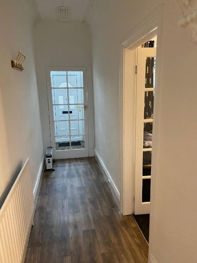 St Pauls Rd - Townhouse Accommodation แบรดฟอร์ด ภายนอก รูปภาพ