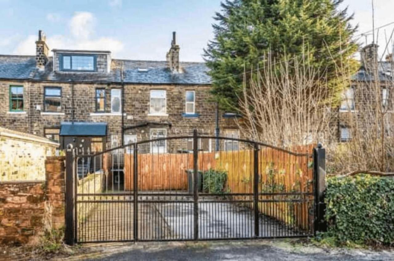 St Pauls Rd - Townhouse Accommodation แบรดฟอร์ด ภายนอก รูปภาพ